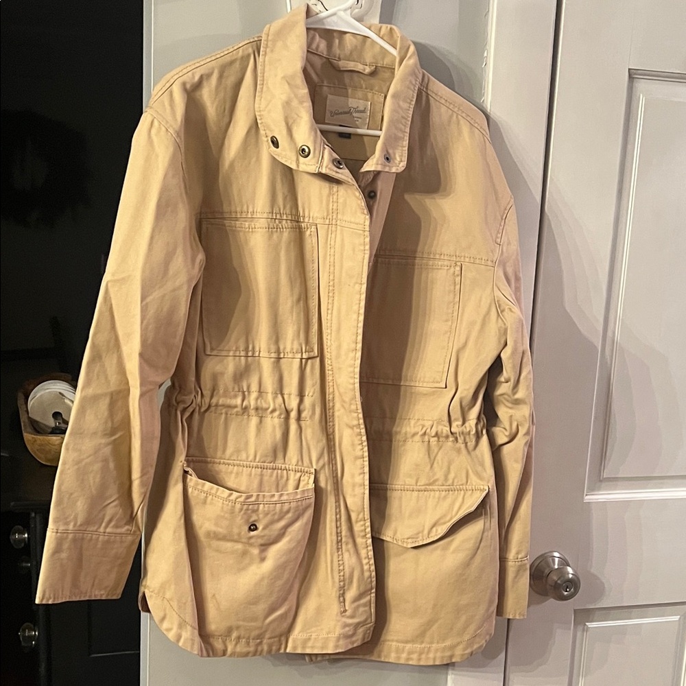 Universal Thread Utility Jacket in Cream